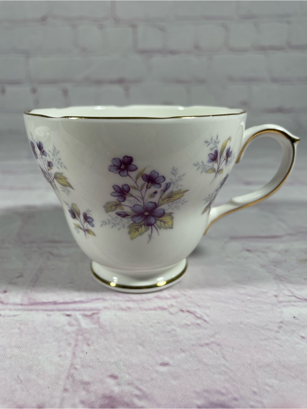 Vintage Duchess Woodside 350 Purple Floral Bone China Teacup and Saucer Set - Picture 9 of 11
